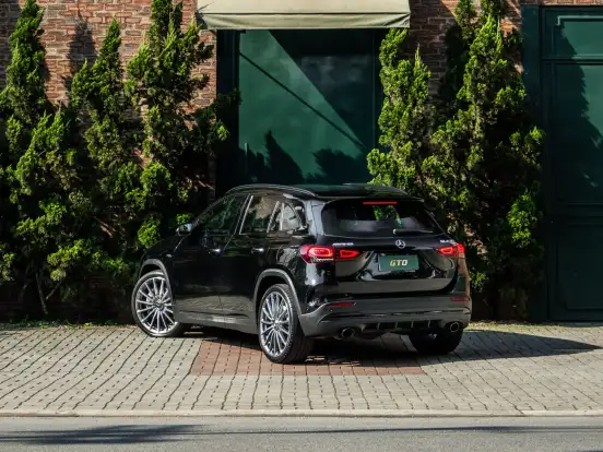 MERCEDES-BENZ-GLA 35 AMG-2.0 CGI GASOLINA 4MATIC SPEEDSHIFT MERCEDES-BENZ-GLA 35 AMG-2022