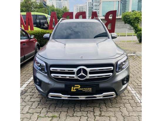 MERCEDES-BENZ-GLB 200-2021