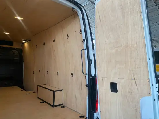 MERCEDES-BENZ-SPRINTER-2026