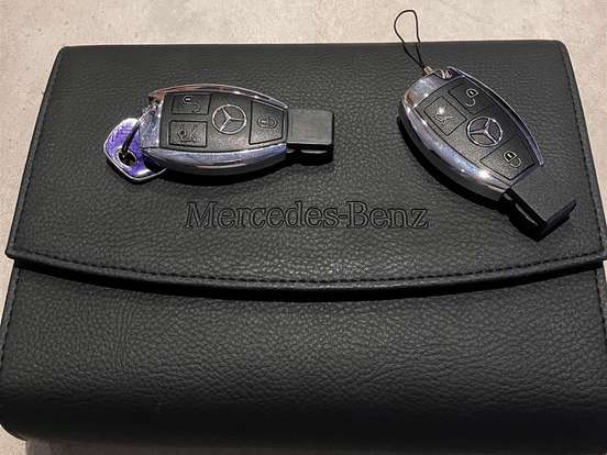 MERCEDES-BENZ-C 180-1.6 CGI SPORT 16V TURBO GASOLINA 4P AUTOMÁTICO MERCEDES-BENZ-C 180-2013