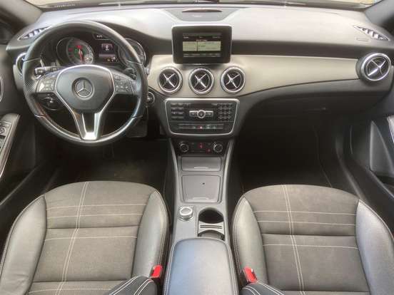 MERCEDES-BENZ-GLA 200-1.6 CGI ADVANCE 16V TURBO FLEX 4P AUTOMÁTICO MERCEDES-BENZ-GLA 200-2015