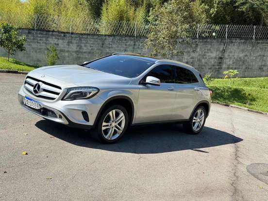 MERCEDES-BENZ-GLA 200-1.6 CGI ENDURO 16V TURBO FLEX 4P AUTOMÁTICO MERCEDES-BENZ-GLA 200-2016