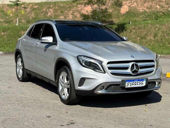 MERCEDES-BENZ-GLA 200-1.6 CGI ENDURO 16V TURBO FLEX 4P AUTOMÁTICO MERCEDES-BENZ-GLA 200-2016