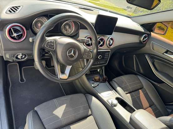 MERCEDES-BENZ-GLA 200-1.6 CGI ENDURO 16V TURBO FLEX 4P AUTOMÁTICO MERCEDES-BENZ-GLA 200-2016