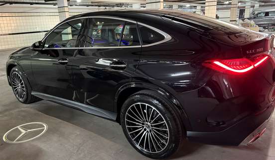 MERCEDES-BENZ-GLC 300-2026