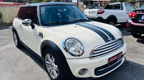 MINI-COOPER-2010