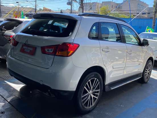 MITSUBISHI-ASX-2018