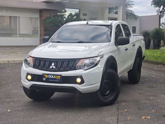 MITSUBISHI-L200 TRITON-2.4 16V TURBO DIESEL GL CD 4X4 MANUAL MITSUBISHI-L200 TRITON-2022