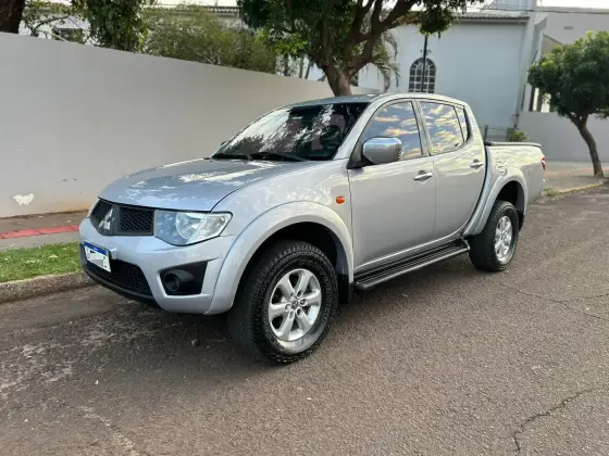 MITSUBISHI L200 TRITON 3.2 HPE 4X4 CD 16V TURBO INTERCOOLER DIESEL 4P MANUAL MITSUBISHI L200 TRITON 3.2 HPE 4X4 CD 16V TURBO INTERCOOLER DIESEL 4P MANUAL