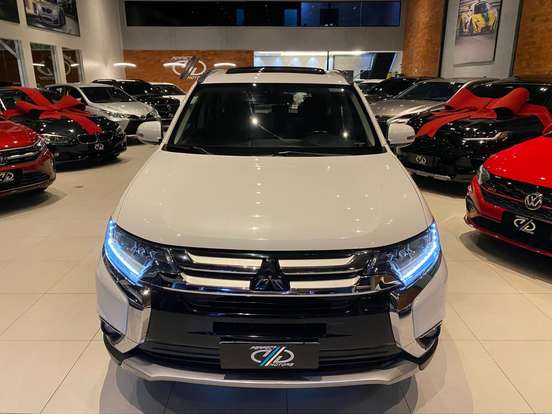 MITSUBISHI-OUTLANDER-2.0 16V GASOLINA 4P AUTOMÁTICO MITSUBISHI-OUTLANDER-2016