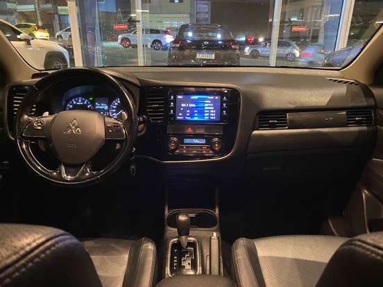 MITSUBISHI-OUTLANDER-2.0 16V GASOLINA 4P AUTOMÁTICO MITSUBISHI-OUTLANDER-2016