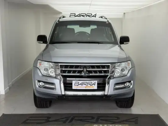 MITSUBISHI-PAJERO-3.2 HPE 4X4 7 LUGARES 16V TURBO INTERCOOLER DIESEL 4P AUTOMÁTICO MITSUBISHI-PAJERO-2015