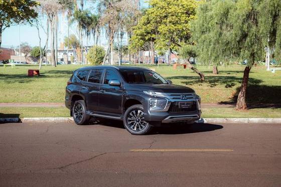 MITSUBISHI PAJERO SPORT 2.4 16V MIVEC TURBO DIESEL HPE-S AWD AUTOMÁTICO