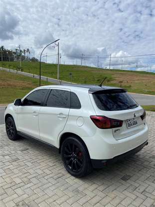 MITSUBISHI-ASX-2016