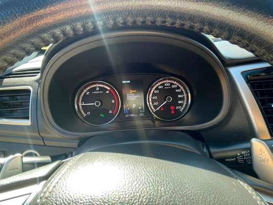 MITSUBISHI-L200 TRITON-2.4 16V TURBO DIESEL SPORT HPE-S CD 4P 4X4 AUTOMÁTICO MITSUBISHI-L200 TRITON-2021