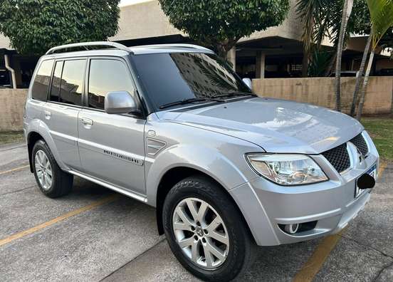 MITSUBISHI-PAJERO TR4-2.0 4X2 16V 140CV FLEX 4P AUTOMÁTICO MITSUBISHI-PAJERO TR4-2012