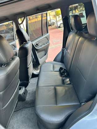 MITSUBISHI-PAJERO TR4-2.0 4X2 16V 140CV FLEX 4P AUTOMÁTICO MITSUBISHI-PAJERO TR4-2012