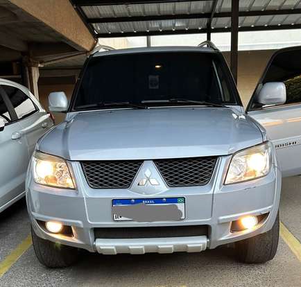 MITSUBISHI-PAJERO TR4-2.0 4X2 16V 140CV FLEX 4P AUTOMÁTICO MITSUBISHI-PAJERO TR4-2012