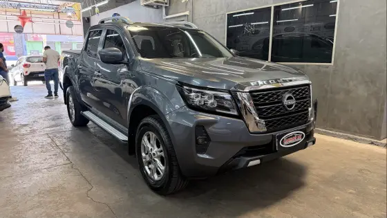 NISSAN FRONTIER 2.3 16V TURBO DIESEL XE CD 4X4 AUTOMÁTICO NISSAN FRONTIER 2.3 16V TURBO DIESEL XE CD 4X4 AUTOMÁTICO