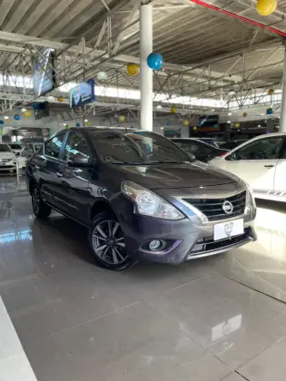 NISSAN VERSA 1.6 16V FLEXSTART SL 4P XTRONIC NISSAN VERSA 1.6 16V FLEXSTART SL 4P XTRONIC