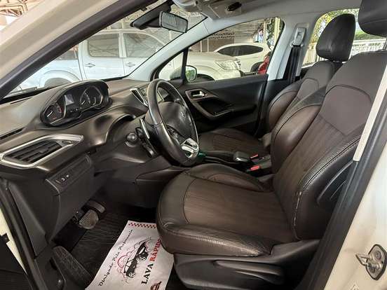 PEUGEOT-2008-1.6 16V FLEX GRIFFE 4P AUTOMÁTICO PEUGEOT-2008-2015