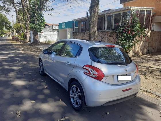 PEUGEOT 208 1.6 GRIFFE 16V FLEX 4P MANUAL