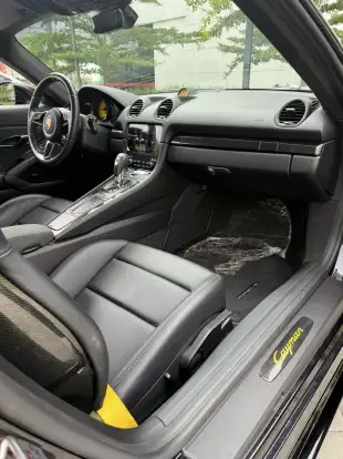 PORSCHE-718-2024