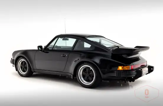 PORSCHE-911-1979