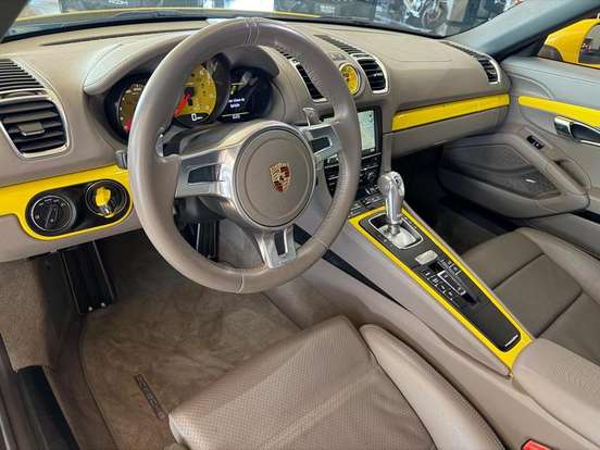 PORSCHE-BOXSTER-2013
