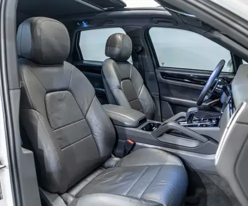 PORSCHE-CAYENNE-2019