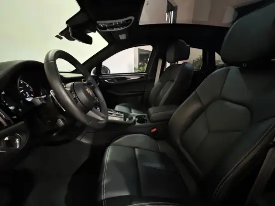 PORSCHE-MACAN-2025