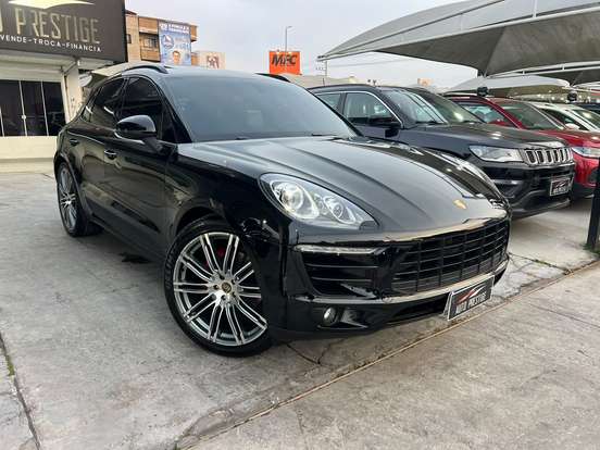 PORSCHE-MACAN-2014