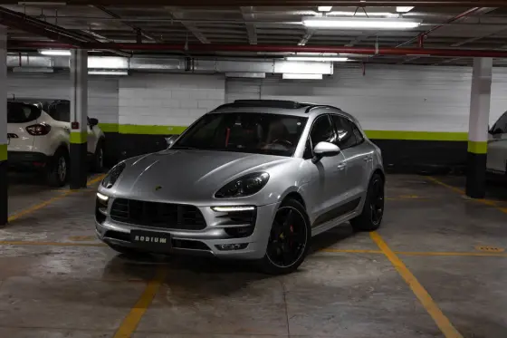 PORSCHE MACAN 3.0 GTS 24V V6 GASOLINA 4P AUTOMÁTICO PORSCHE MACAN 3.0 GTS 24V V6 GASOLINA 4P AUTOMÁTICO