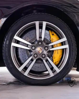 PORSCHE-PANAMERA-2011