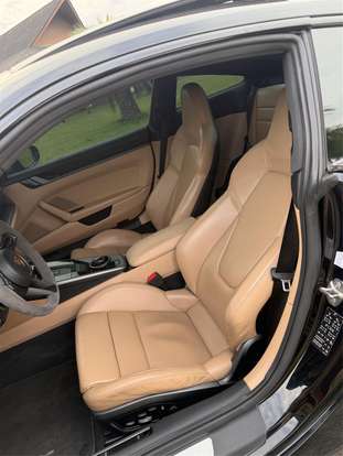 PORSCHE-911-2020