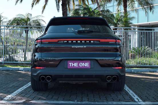 PORSCHE-CAYENNE-2024
