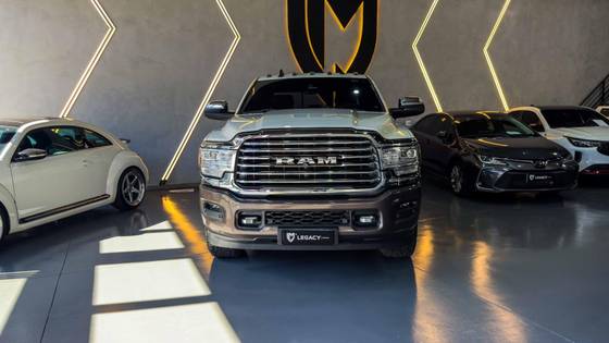 RAM 3500 6.7 I6 TURBO DIESEL LIMITED LONGHORN CD 4X4  AUTOMÁTICO