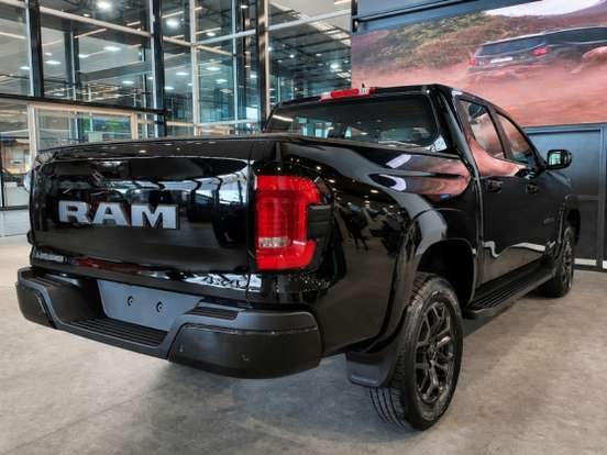 RAM-DAKOTA-2.2 TURBO DIESEL LARAMIE NIGHT EDITION 4X4 AUTOMÁTICO RAM-DAKOTA-2026