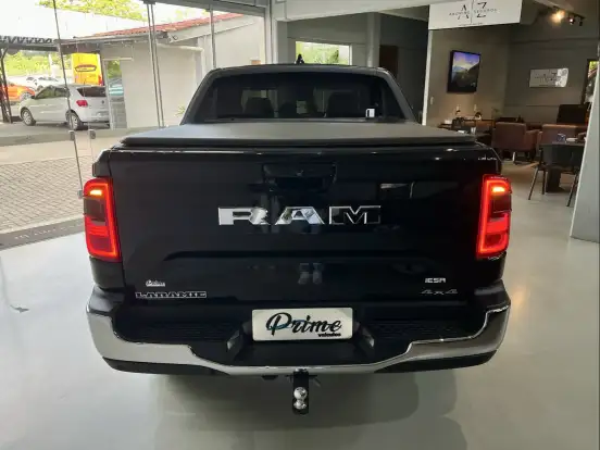 RAM-RAMPAGE-2.0 TURBO DIESEL LARAMIE 4X4 AUTOMÁTICO RAM-RAMPAGE-2024