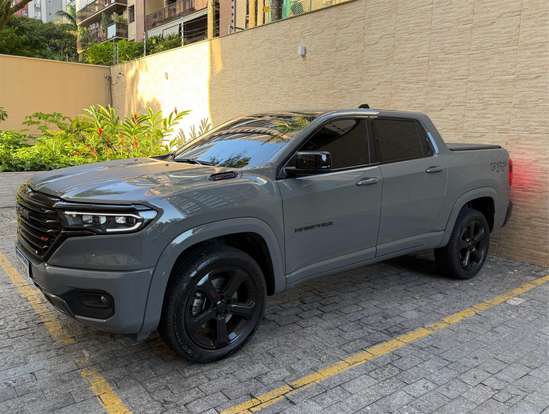 RAM-RAMPAGE-2.0 HURRICANE 4 TURBO GASOLINA R/T 4X4 AUTOMÁTICO RAM-RAMPAGE-2025