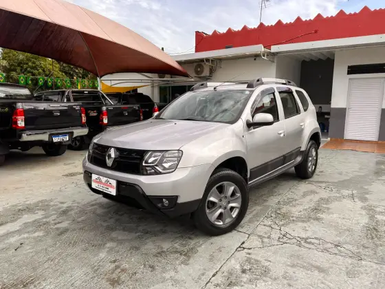 RENAULT DUSTER 1.6 16V SCE FLEX DYNAMIQUE X-TRONIC RENAULT DUSTER 1.6 16V SCE FLEX DYNAMIQUE X-TRONIC
