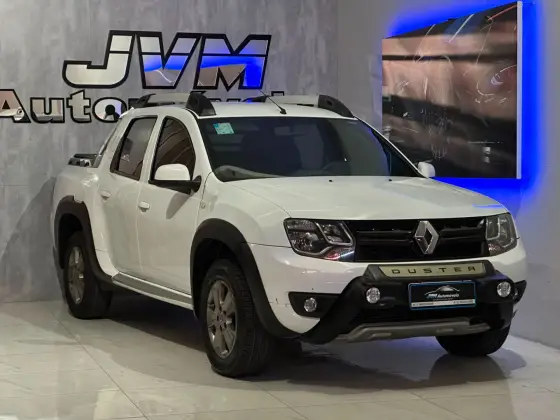 RENAULT DUSTER OROCH 1.6 16V SCE FLEX DYNAMIQUE MANUAL RENAULT DUSTER OROCH 1.6 16V SCE FLEX DYNAMIQUE MANUAL