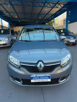RENAULT SANDERO 1.0 EXPRESSION 16V FLEX 4P MANUAL RENAULT SANDERO 1.0 EXPRESSION 16V FLEX 4P MANUAL
