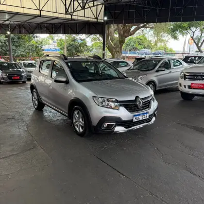 RENAULT SANDERO 1.6 16V SCE FLEX ZEN MANUAL RENAULT SANDERO 1.6 16V SCE FLEX ZEN MANUAL