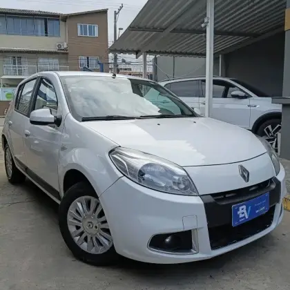 RENAULT SANDERO 1.6 PRIVILÉGE 8V HI-FLEX 4P MANUAL RENAULT SANDERO 1.6 PRIVILÉGE 8V HI-FLEX 4P MANUAL
