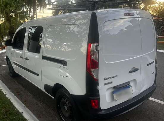 RENAULT-KANGOO-2019