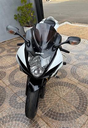 SUZUKI GSX-R750 
