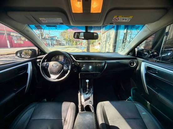 TOYOTA-COROLLA-2018