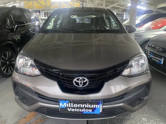 TOYOTA ETIOS 1.3 X 16V FLEX 4P MANUAL TOYOTA ETIOS 1.3 X 16V FLEX 4P MANUAL
