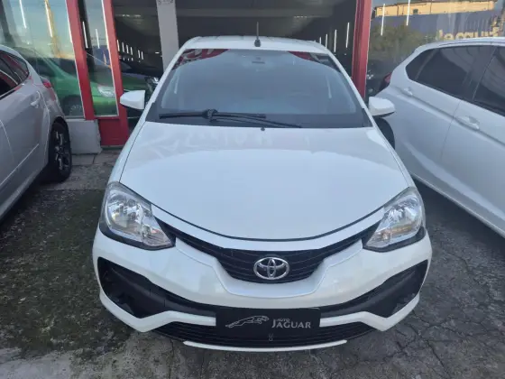 TOYOTA ETIOS 1.5 XS SEDAN 16V FLEX 4P MANUAL TOYOTA ETIOS 1.5 XS SEDAN 16V FLEX 4P MANUAL